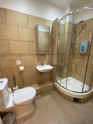 לונדון Apt 1, Opera House 2Nd Floor By Indigo Flats מראה חיצוני תמונה